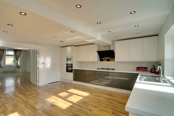 5 Bedroom Terraced